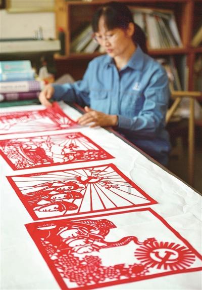 青岛市博物馆恢复开放 龙年生肖双展上新